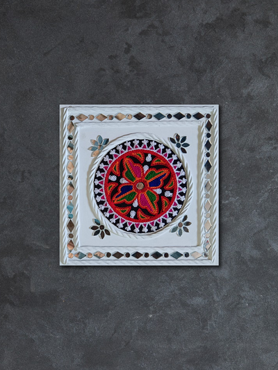 Lippan Kaam: Authentic Mud and Mirror Art