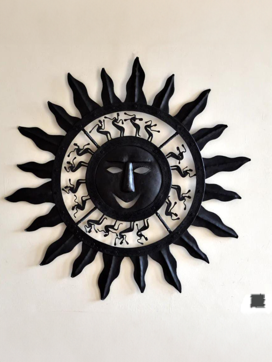 Sun Shaped wall hanging: Bastar Iron Craft by Sameep Vishwakarma for sale