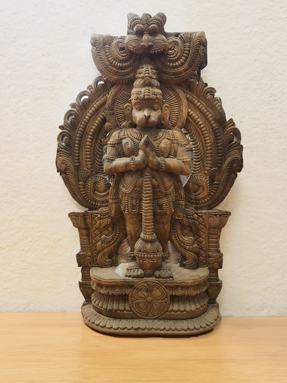 Hanuman wooden statue Handcrafted for Sale