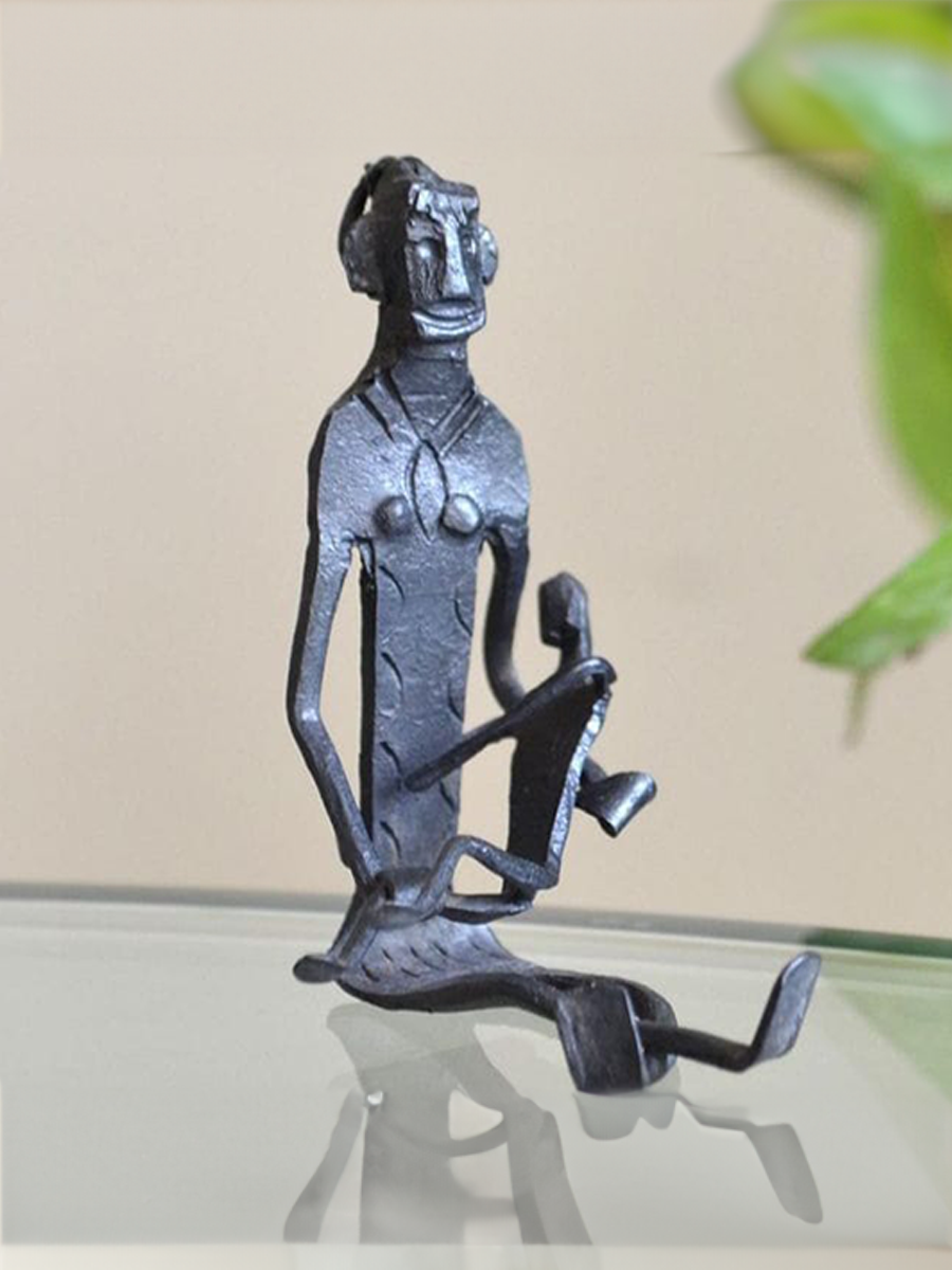 Figure sitting with a baby: Bastar Iron Craft by Sameep Vishwakarma for sale