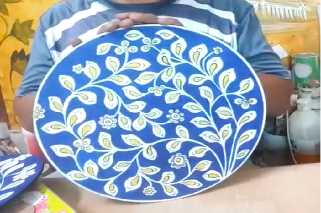 A Step-by-Step Tutorial to Blue Pottery Painting