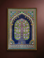 Shop colors in tree in Rogan art