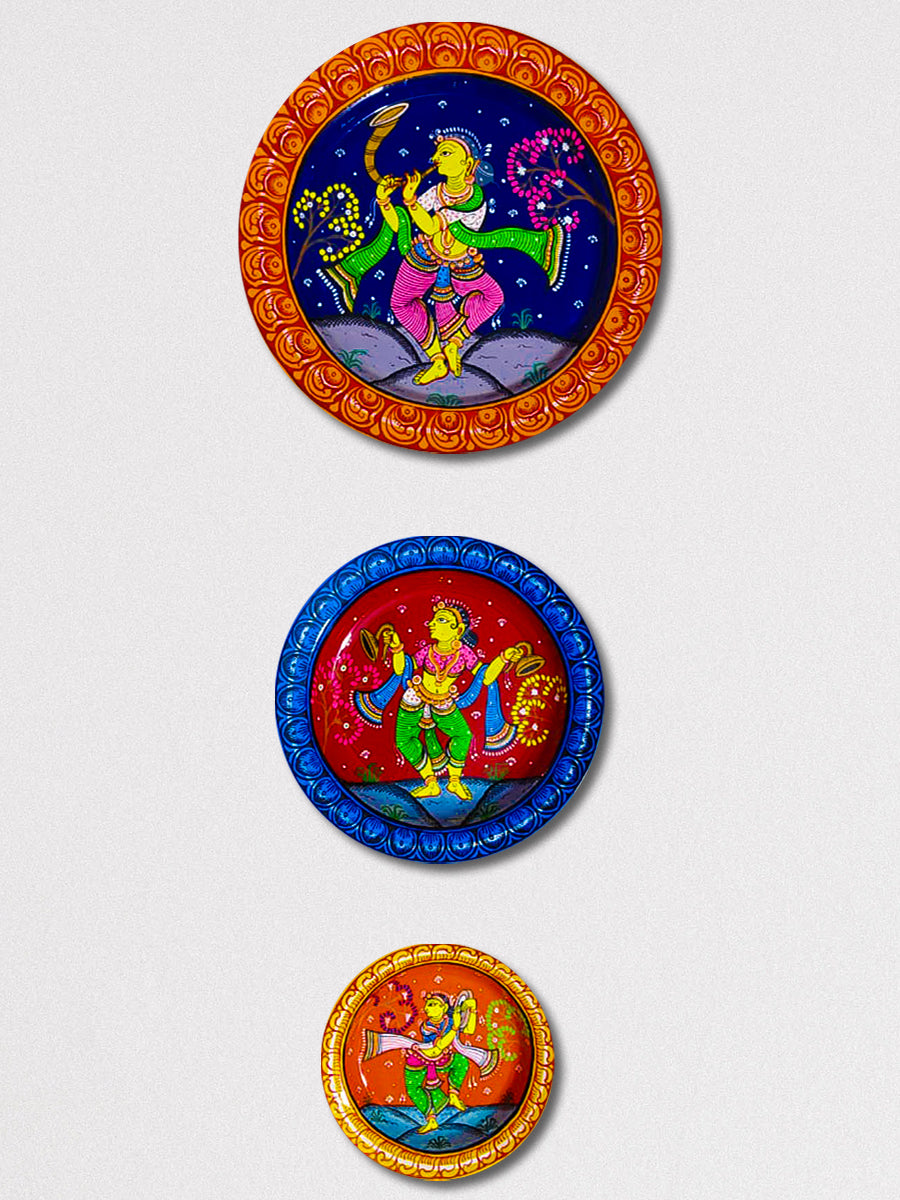 Order Online Set of 3 Pattachitra Wooden Wall Plates
