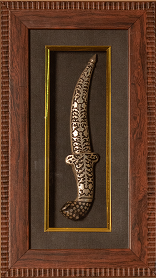 Floral Dagger in Koftgiri by Shyamalata Gahloth Thumbnail
