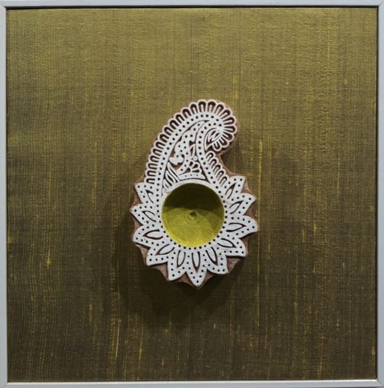 Buy Paisley China Berry Wooden Block Diya for Home Decor by Vikas Singh