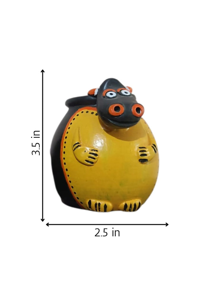 Cow Pen Holder In Black Pottery by Ramjatan Prajapati Thumbnail