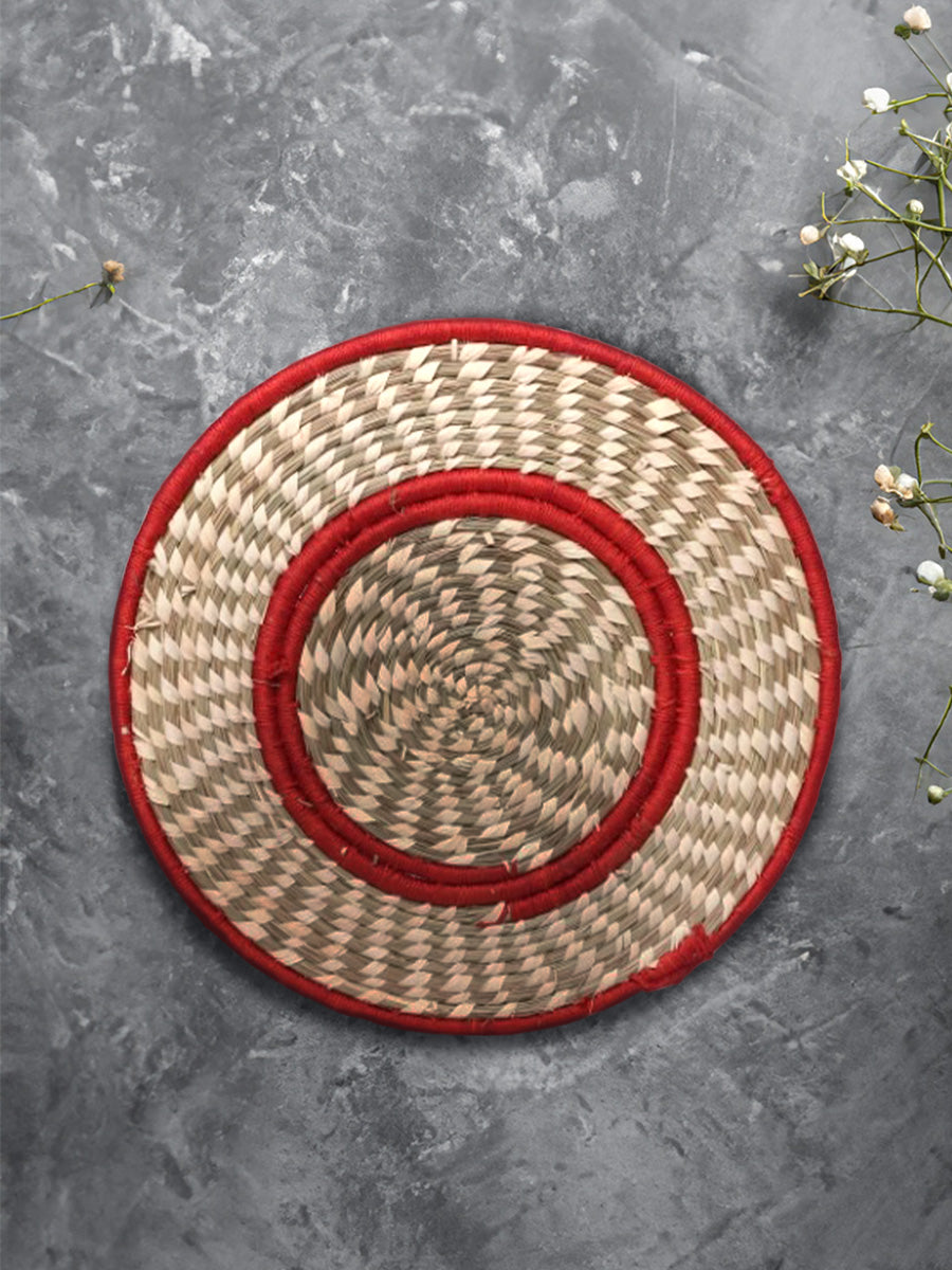 Straw basket with red boundary: Grasswork by Mayur Shilpa