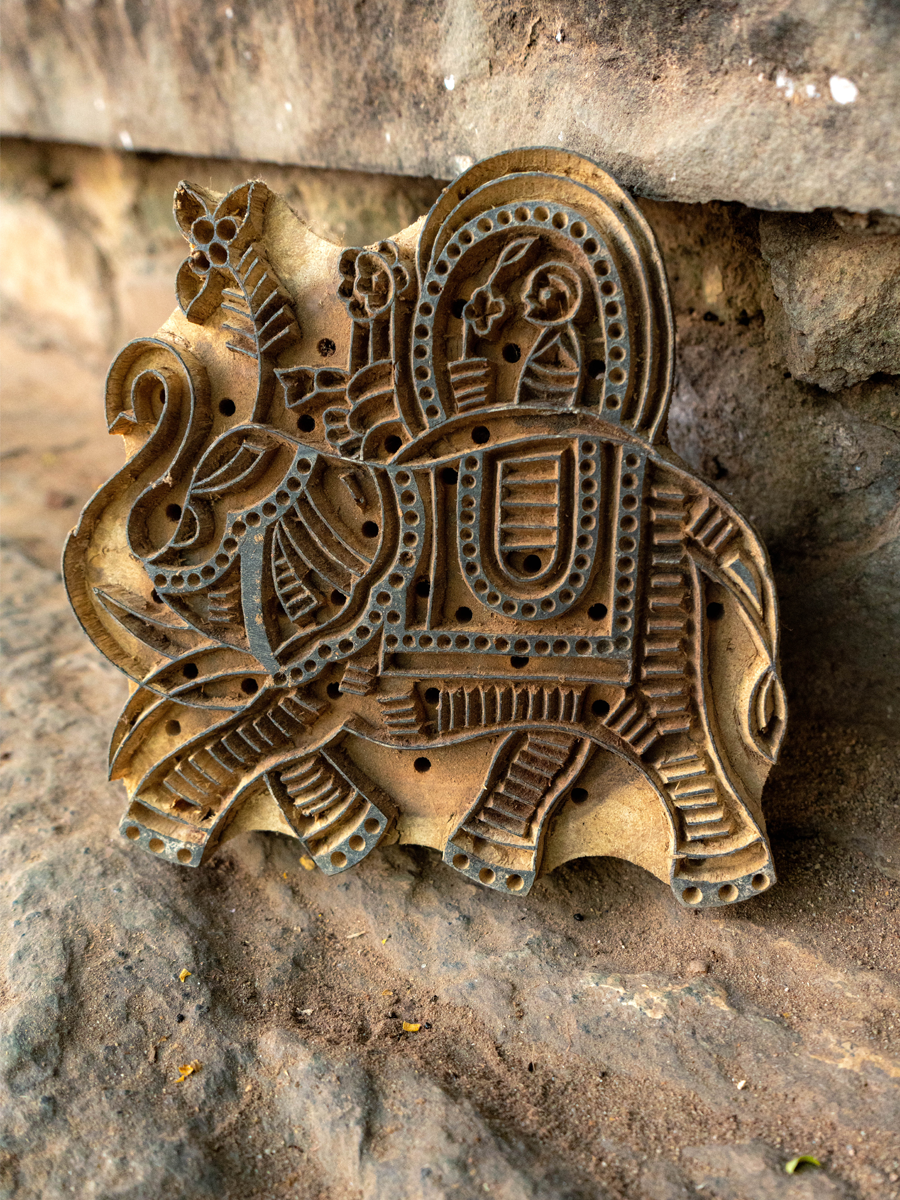 Royal Elephant Pattern in Wooden Block by Vikas Singh for Sale at memetaki.com