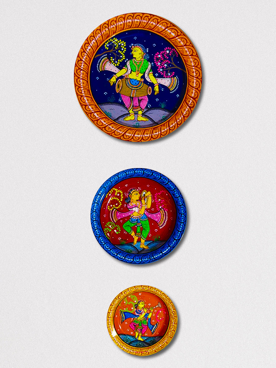 Buy 3 Dancers and Instruments  Pattachitra  Wall Plates