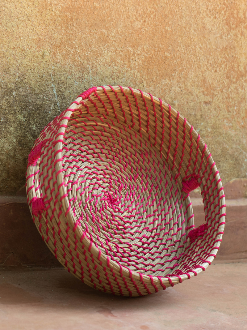 Handwoven Sustainable Sabai Grass Basket for Sale | Memeraki.com
