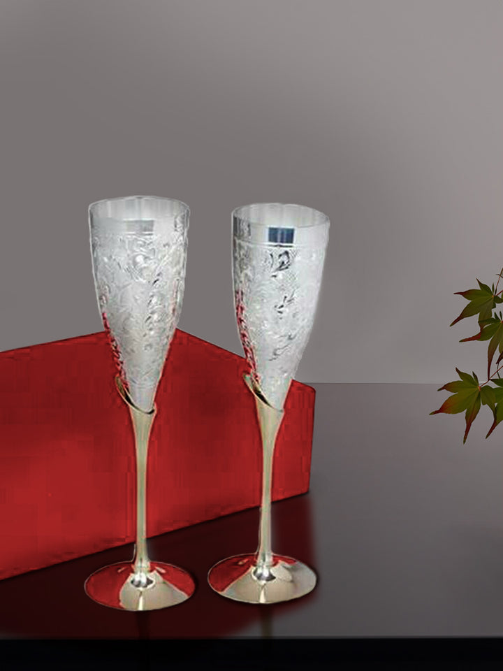 Floral designs on silver glasses: Moradabad Metal Craft by Mohd. Amir Thumbnail
