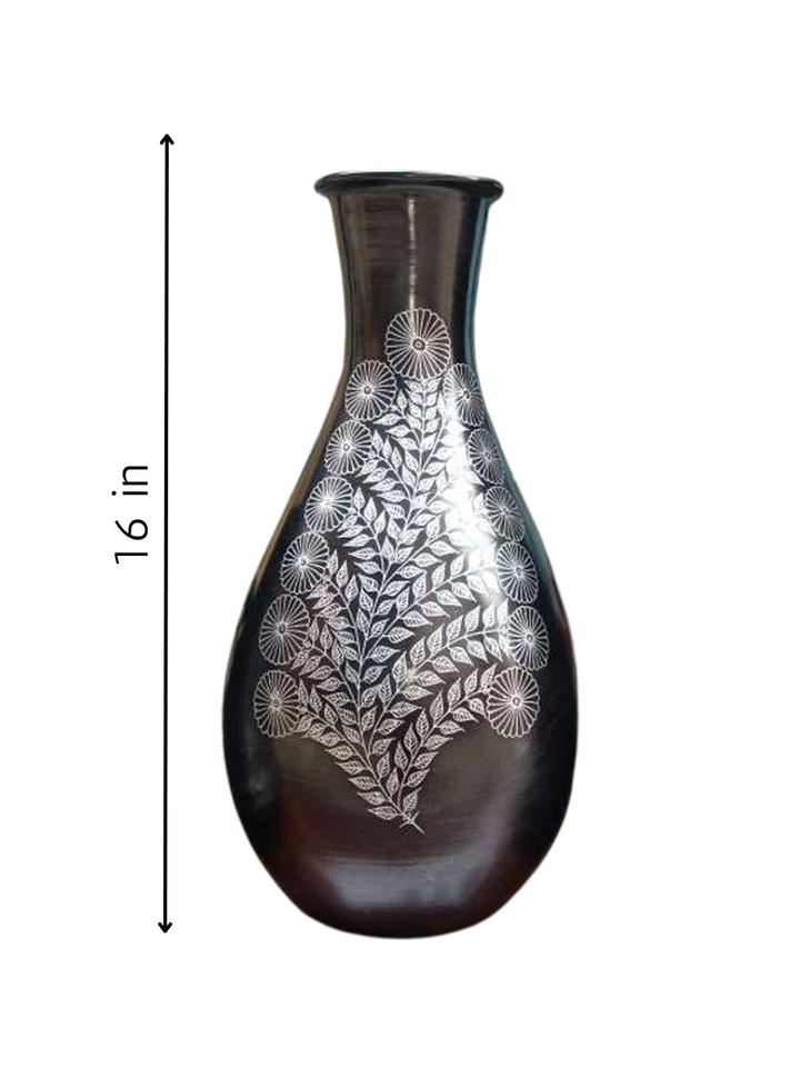 Flower vase in Black Pottery by Ramjatan Prajapati Thumbnail