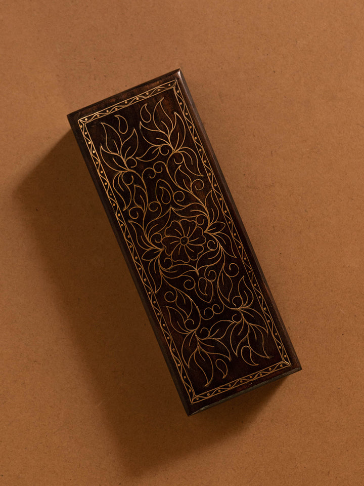 Fusion of detailed floral patterns in Tarkashi Art by Mohan Lal Sharma Thumbnail