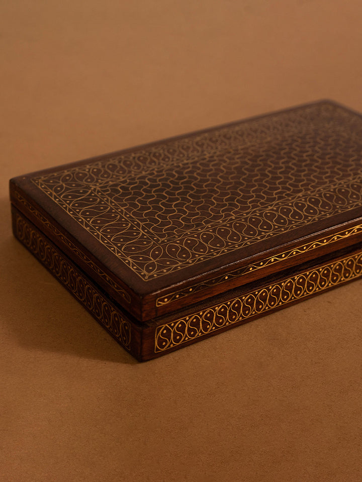 Geometric patterns on a rectangular jewelry box: Tarkashi art by Mohan Lal Sharma Thumbnail
