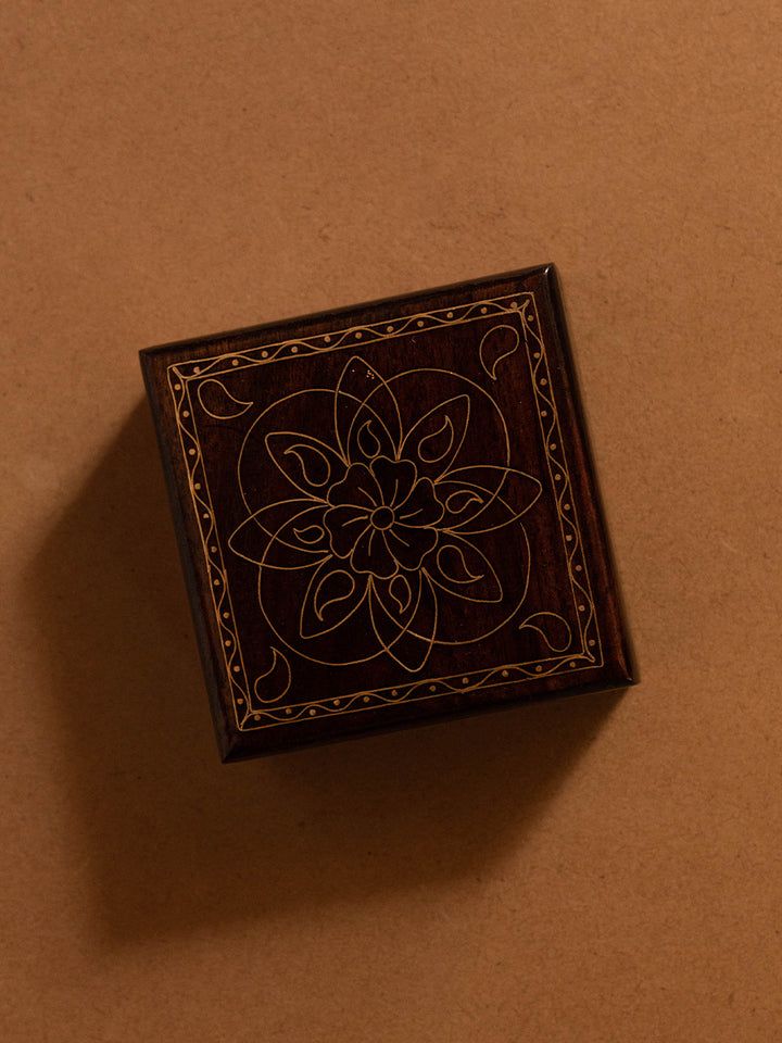 Harmony in geometric and floral forms: Tarkashi Art by Mohan Lal Sharma Thumbnail