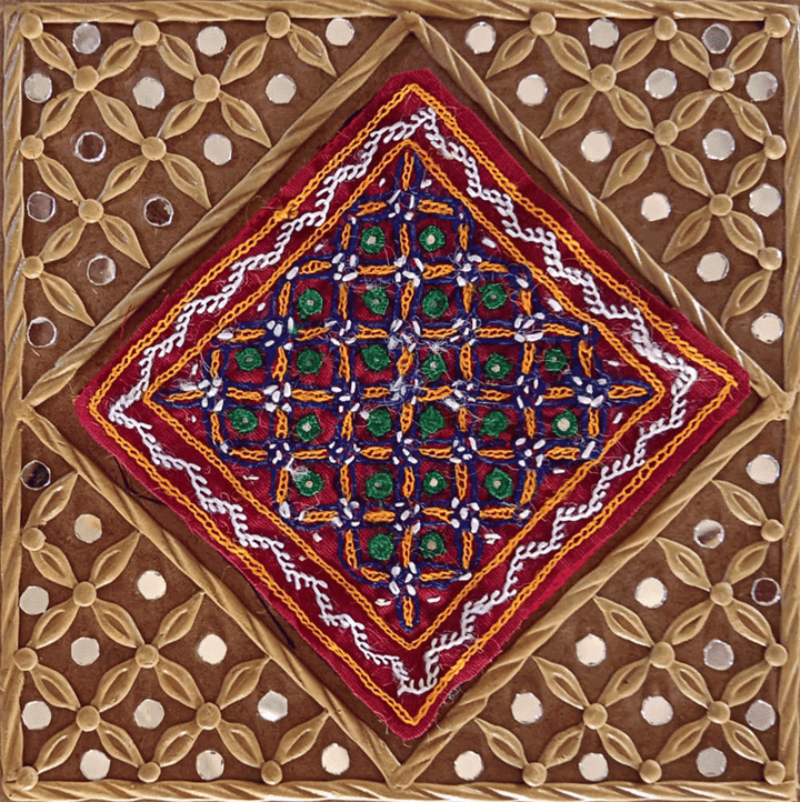 Mirror work on Mud Tile in Lippan by Nalemitha For Home Decor, Gifting Thumbnail