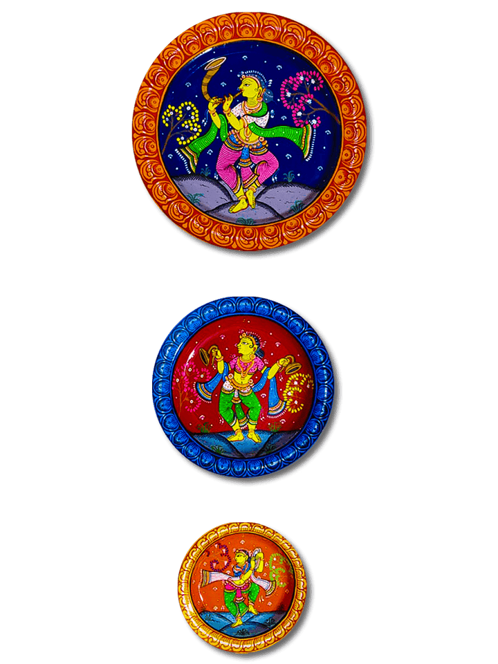 Musical Fusion Dancers and Instruments - Pattachitra Plate by Apindra Swain for Home Decor Thumbnail