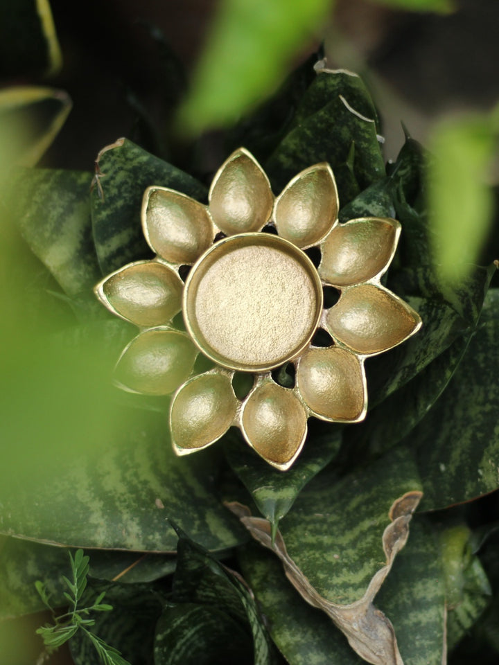 One layer Tea- light holder in Brass work by Chanchal Chakraborty Thumbnail