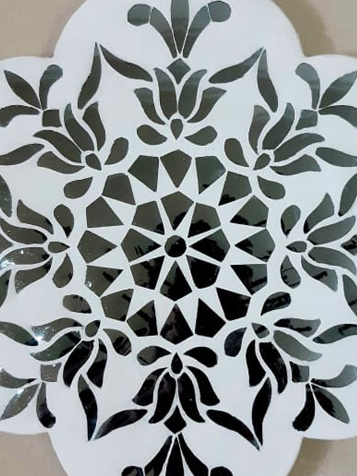 Petals of Reflection: A Floral Thikri Glasswork by Happy Kumawat Thumbnail