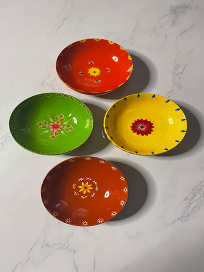 Plates  by Sawant Bhonsle for sale
