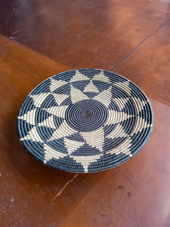 Star Like patterned coaster In Sabari Grass work By Dipali Mura Thumbnail