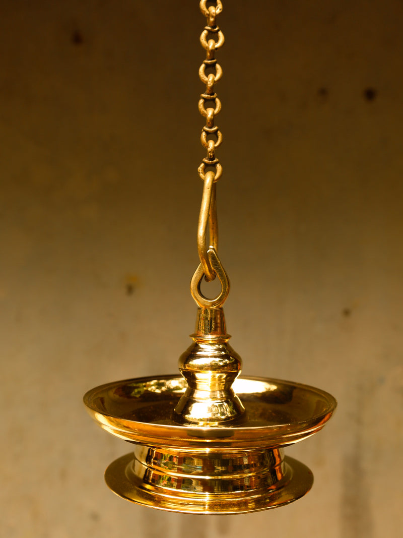 Shop Thookkuvilaku (Lamp) In Brass Work by Dinesh A
