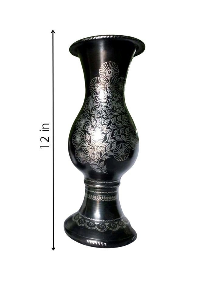Vase in Black Pottery by Ramjatan Prajapati Thumbnail