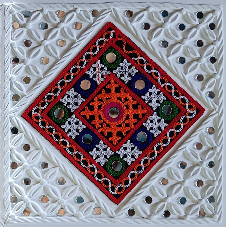 Vibrant Patchwork Lippan Kaam Wall Panel by Nalemitha For Home Decor, Gifting Thumbnail