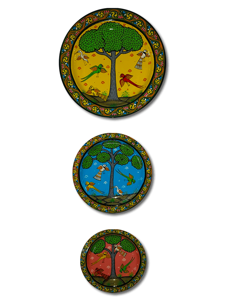 Elegance in Monochrome - Pattachitra Plate by Apindra Swain for Home Decor Thumbnail