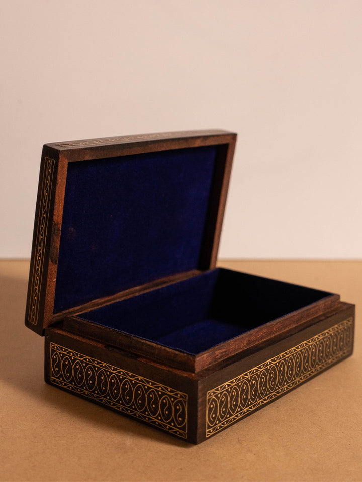 Zalbachi Style Tarkashi on a rectangular box: Tarkashi art by Mohan Lal Sharma Thumbnail