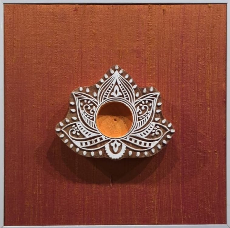 China Berry Leaf Wood Carved for Home Decor by Vikas Singh Thumbnail