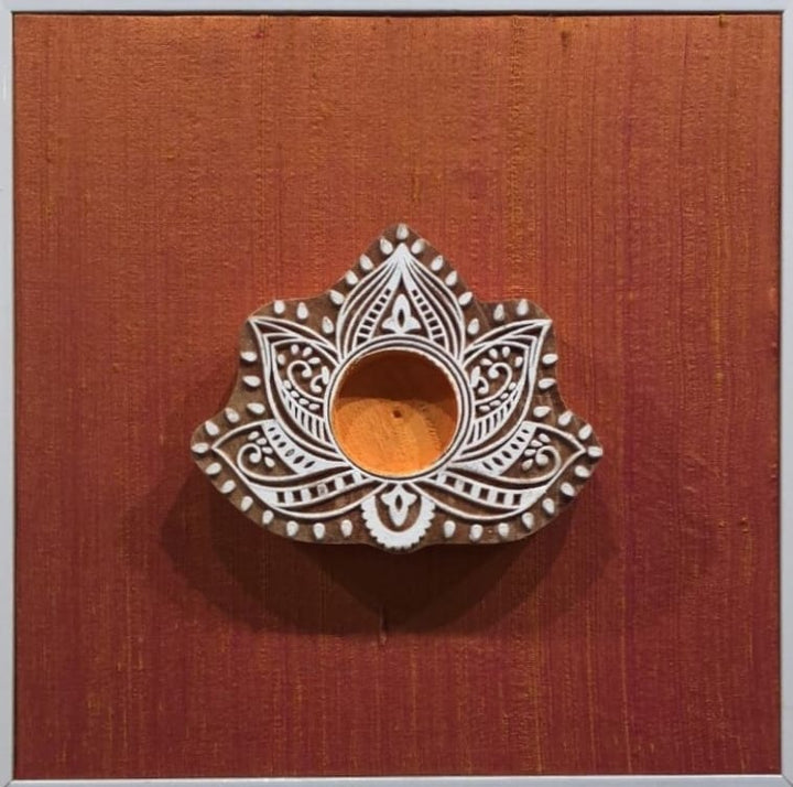 China Berry Leaf Wood Carved for Home Decor by Vikas Singh Thumbnail