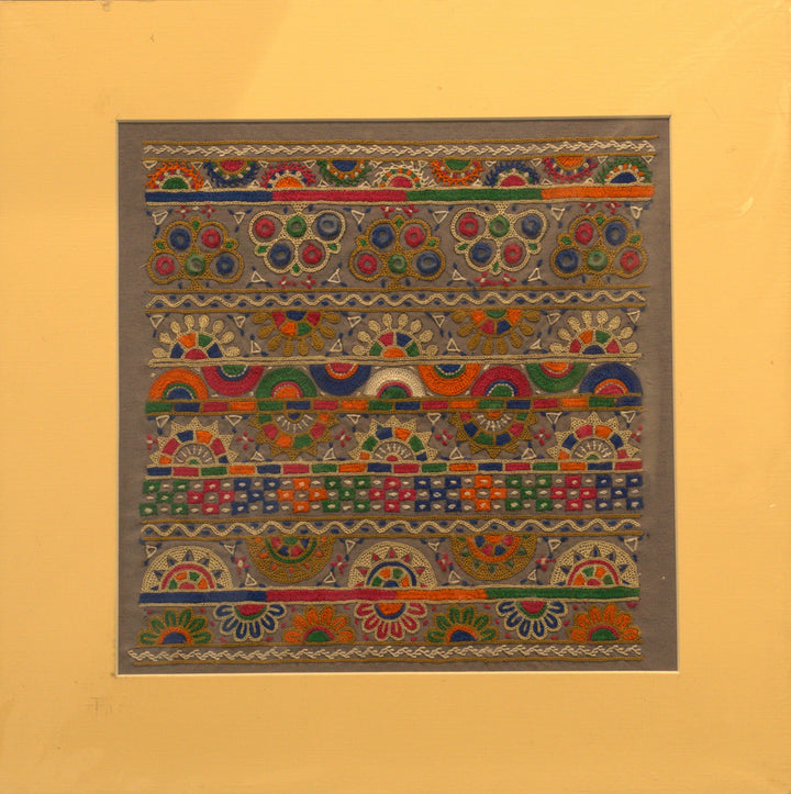 Floral Design in Ahir Embroidery Thumbnail