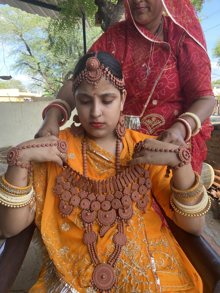 Bridal Terracotta Jewelry Thumbnail