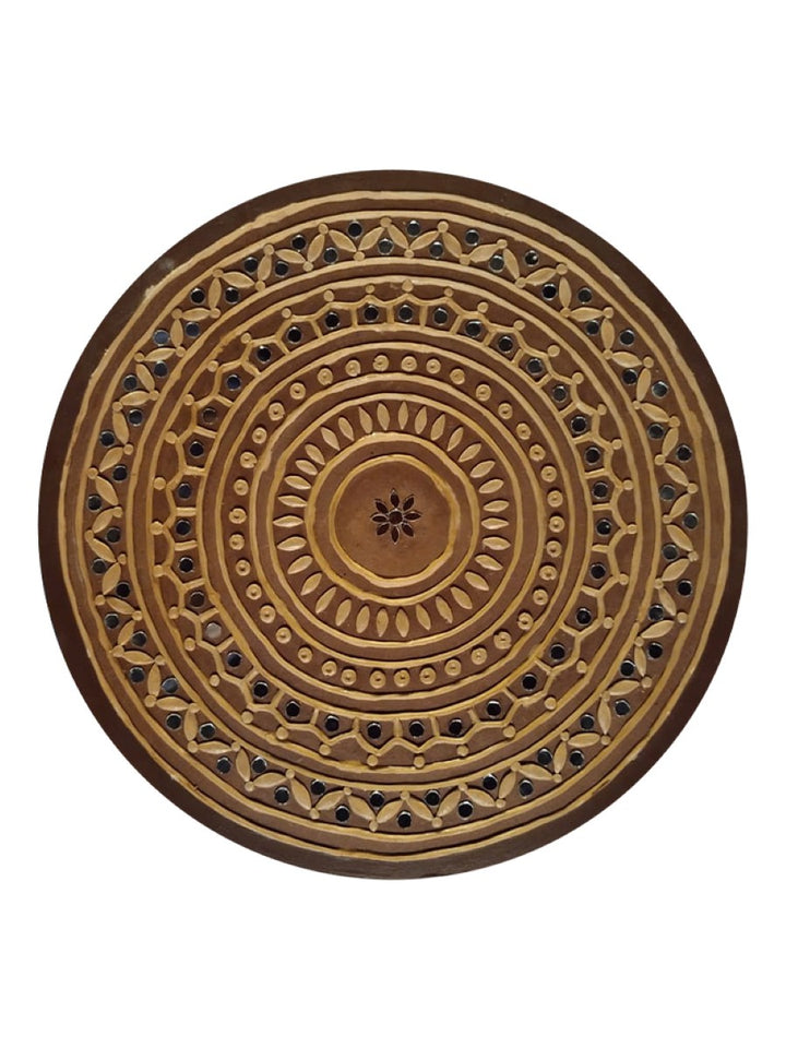 Circle of Life: Lippan Kaam Artwork by Nalemitha For Home Decor, Gifting Thumbnail