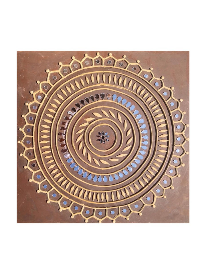 Floral Radiance: Lippan Kaam Artwork by Nalemitha For Home Decor, Gifting Thumbnail