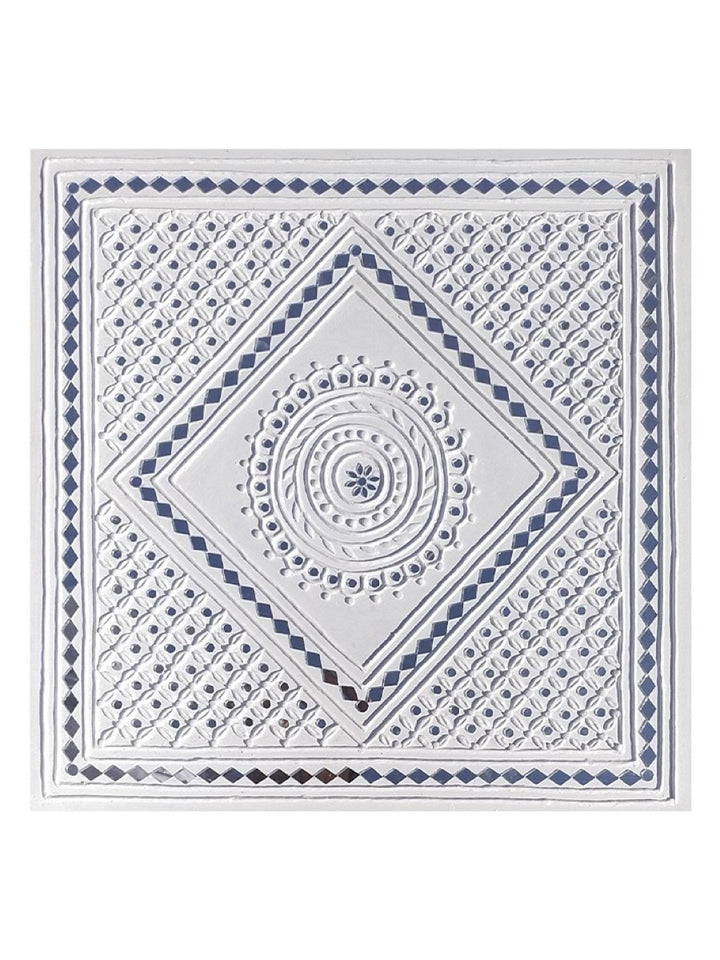 Radiant Splendour: Lippan Kaam Artwork by Nalemitha For Home Decor, Gifting Thumbnail